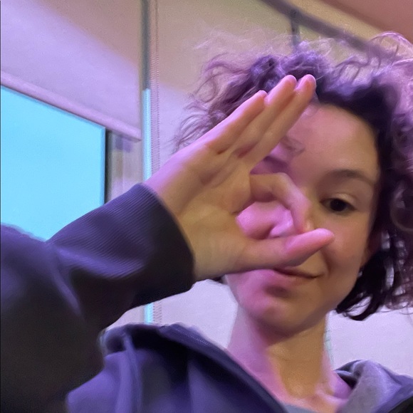 Meet your Posher, Milana - Picture 3 of 7